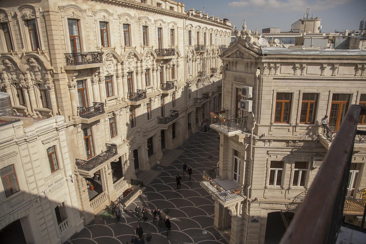 Appartement Fountain Square-Balconies In Old Town à Baku Extérieur photo